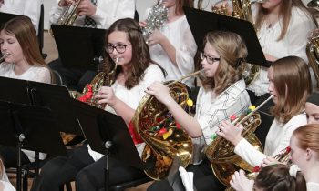 MCC Band and Choir perform Christmas Concerts